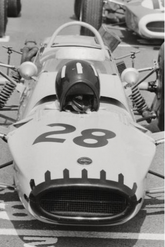 jean-pierre beltoise,johnny servoz-gavin,françois cevert,henri pescarolo,marcel chassagny,jean-luc lagardère